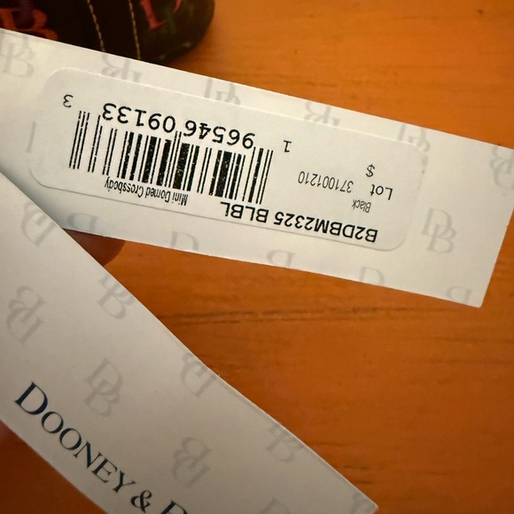 NWT Dooney & Bourke Multicolor Logo Crossbody Bag - Picture 3 of 9